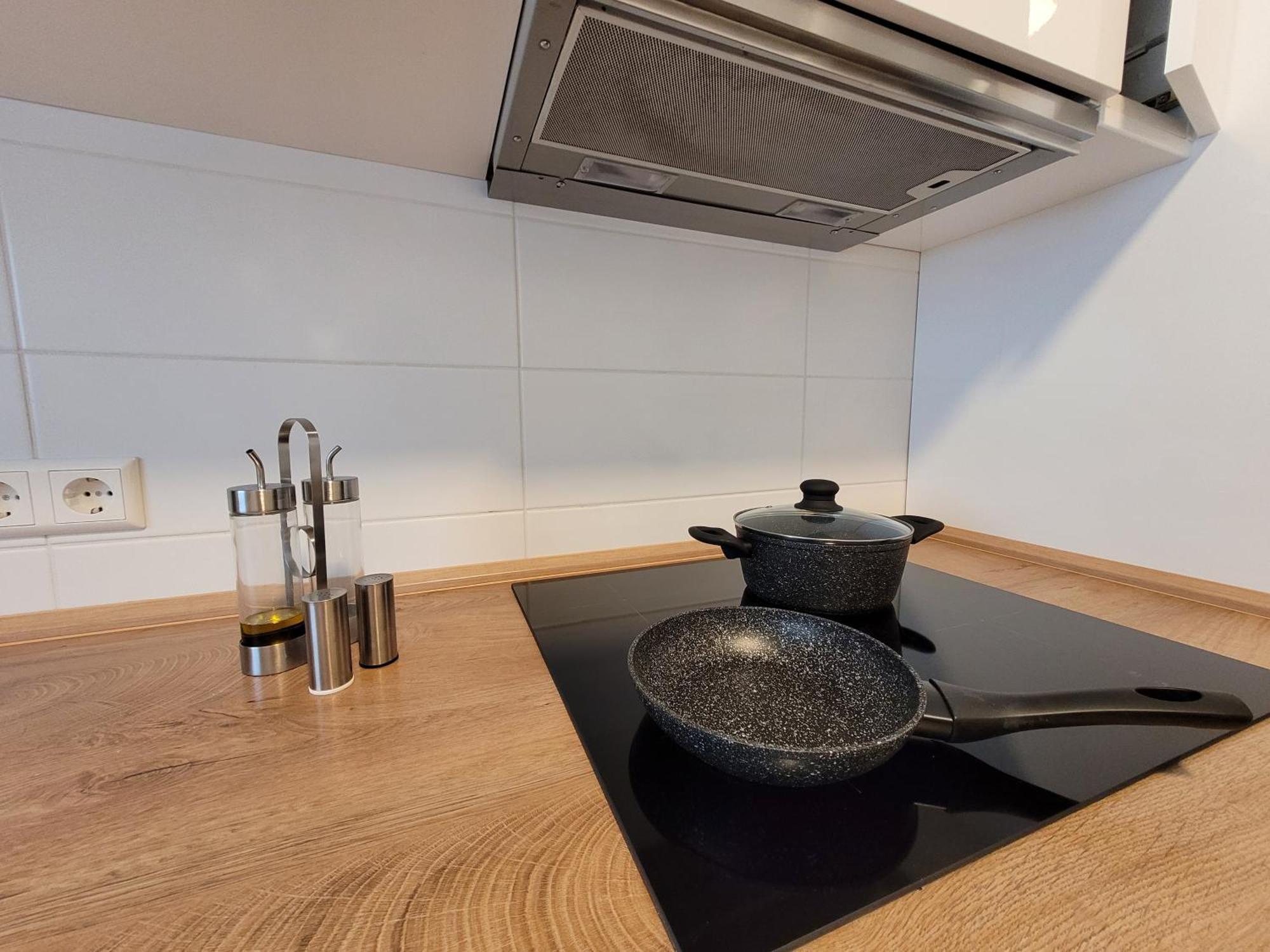 Living Flat, Eine Wohnung Mit Zwei Schlafzimmern Und Balkon Schorndorf  Zewnętrze zdjęcie