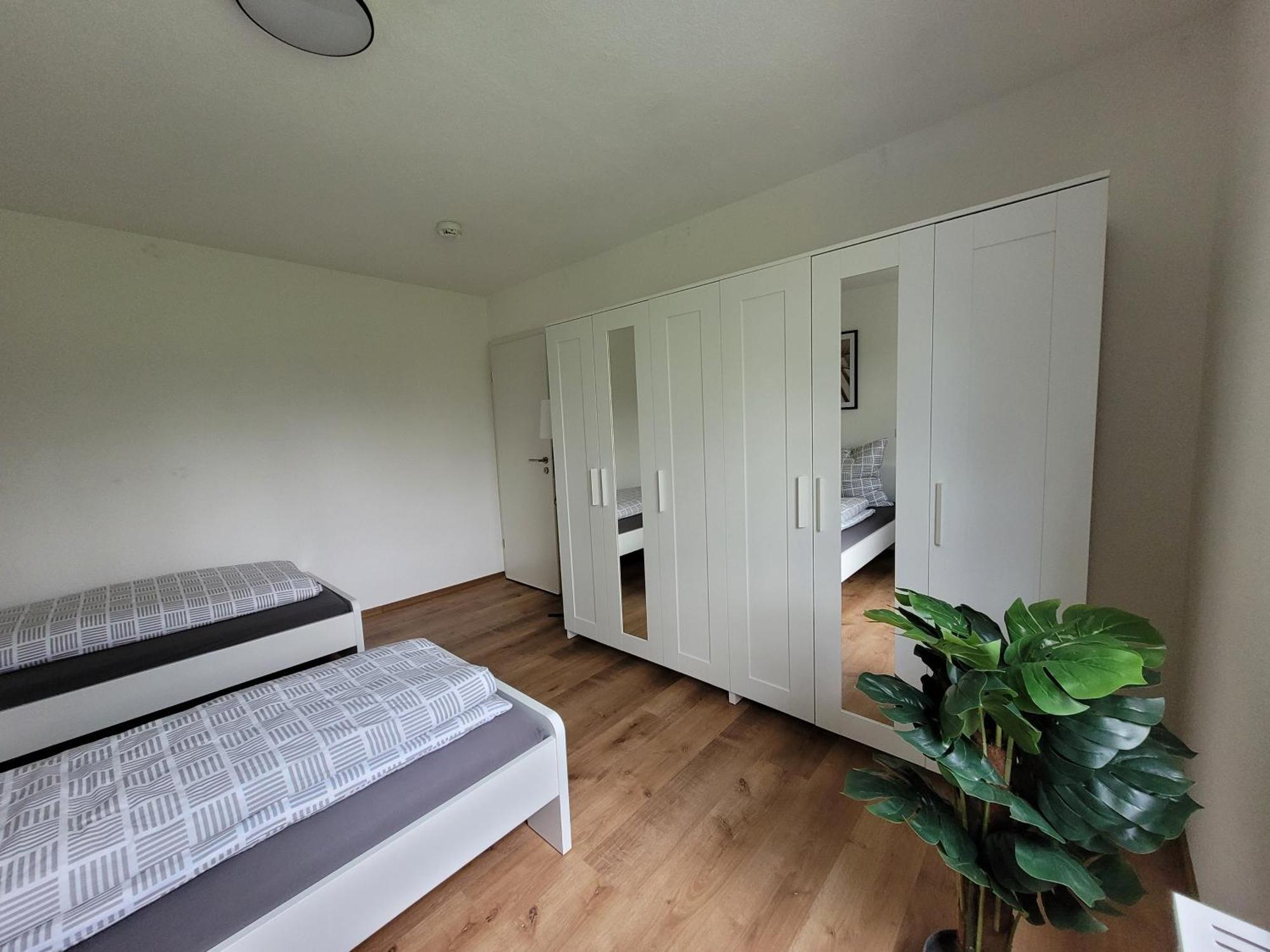 Living Flat, Eine Wohnung Mit Zwei Schlafzimmern Und Balkon Schorndorf  Zewnętrze zdjęcie