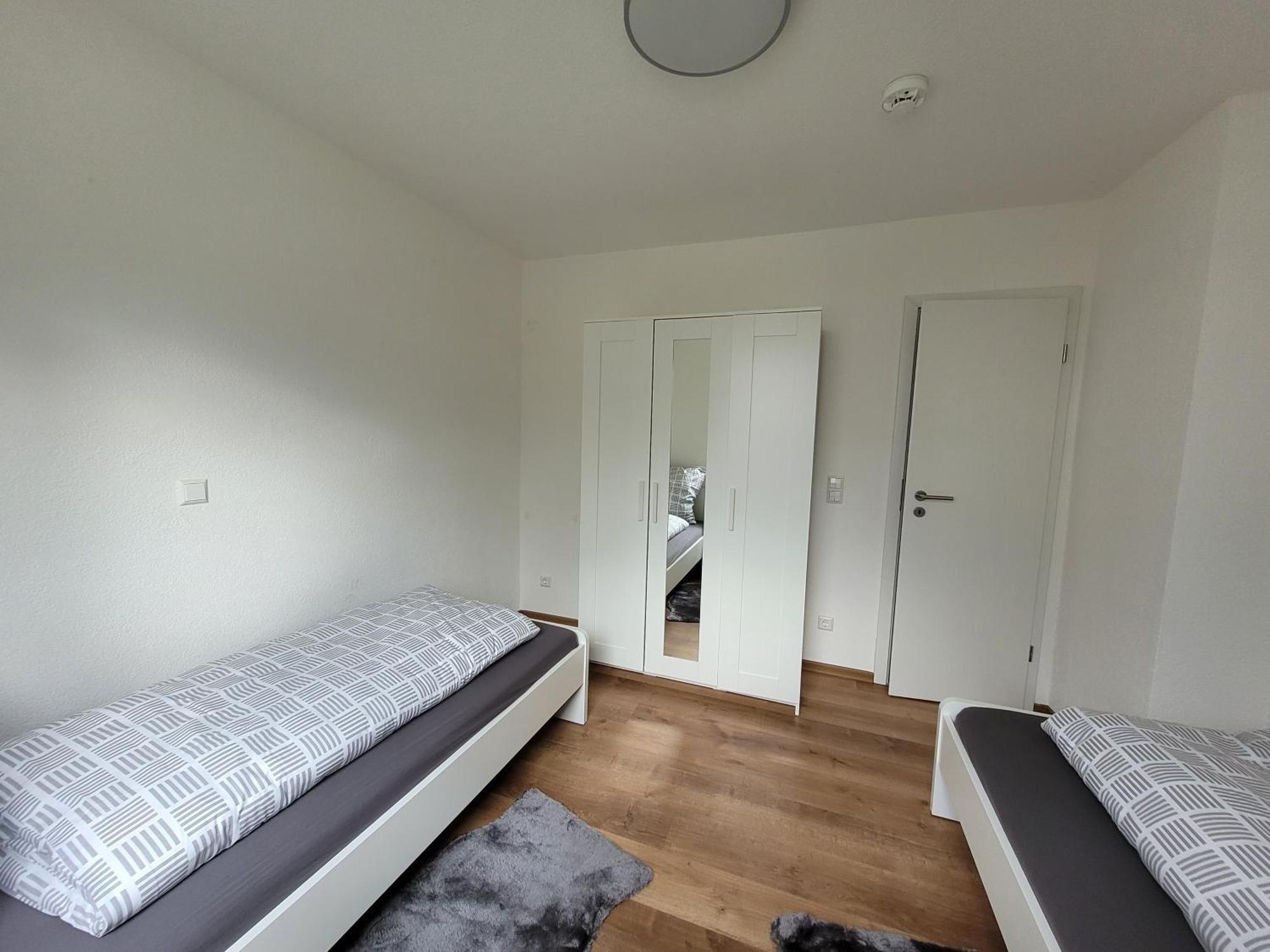 Living Flat, Eine Wohnung Mit Zwei Schlafzimmern Und Balkon Schorndorf  Zewnętrze zdjęcie