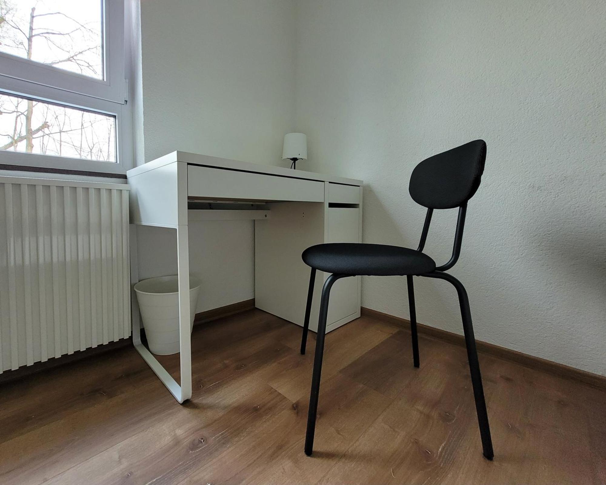 Living Flat, Eine Wohnung Mit Zwei Schlafzimmern Und Balkon Schorndorf  Zewnętrze zdjęcie