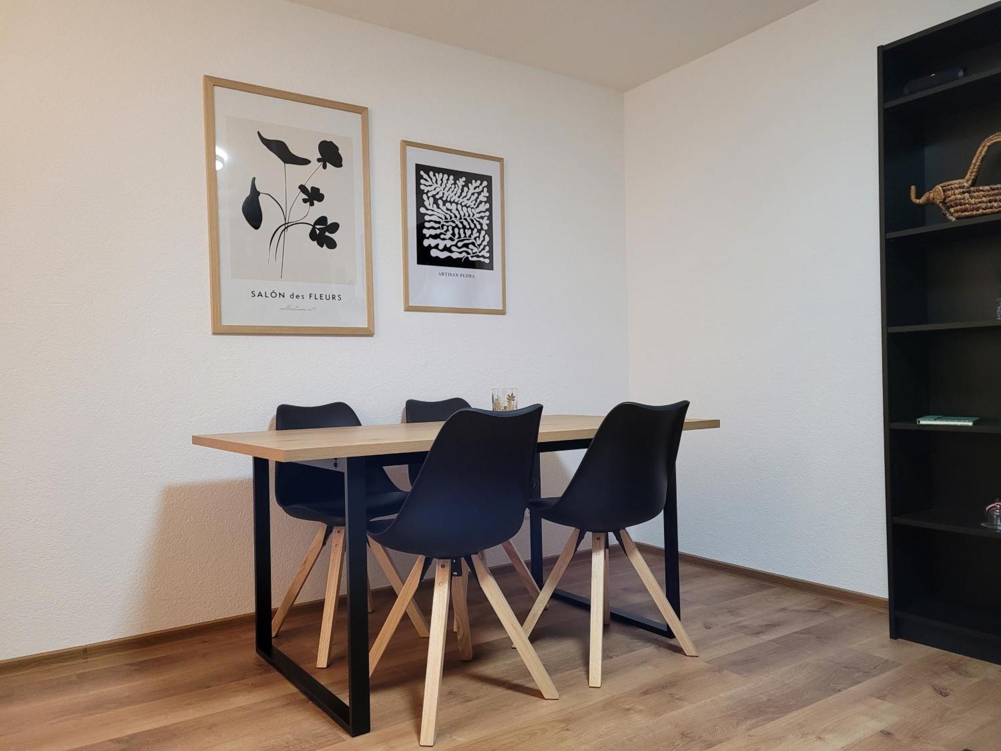 Living Flat, Eine Wohnung Mit Zwei Schlafzimmern Und Balkon Schorndorf  Zewnętrze zdjęcie