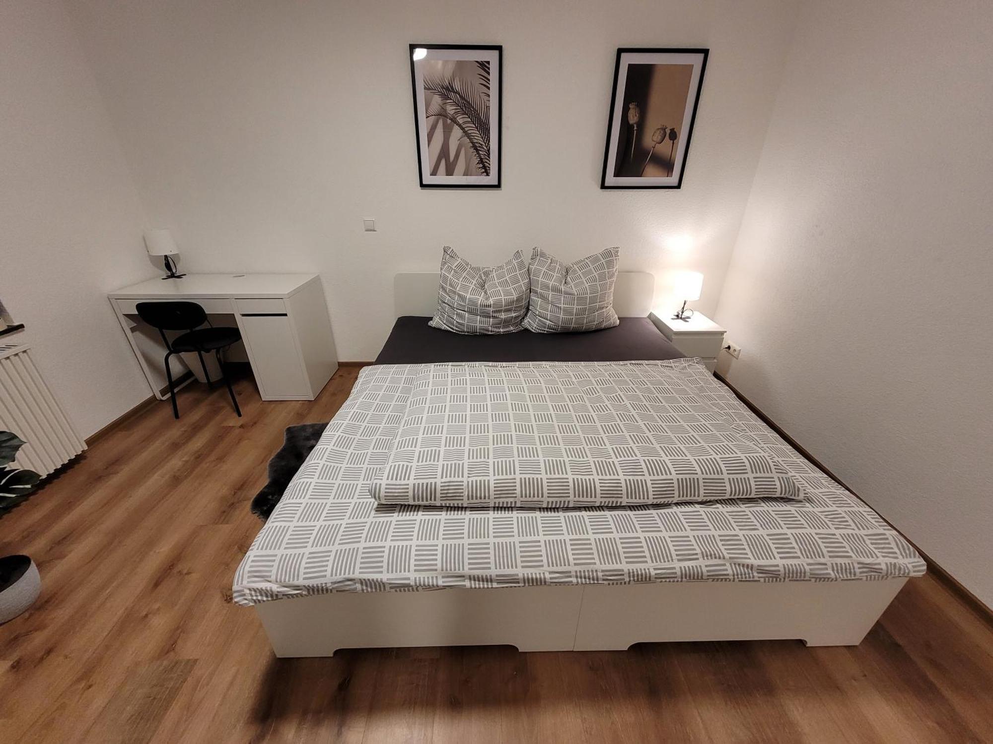 Living Flat, Eine Wohnung Mit Zwei Schlafzimmern Und Balkon Schorndorf  Zewnętrze zdjęcie
